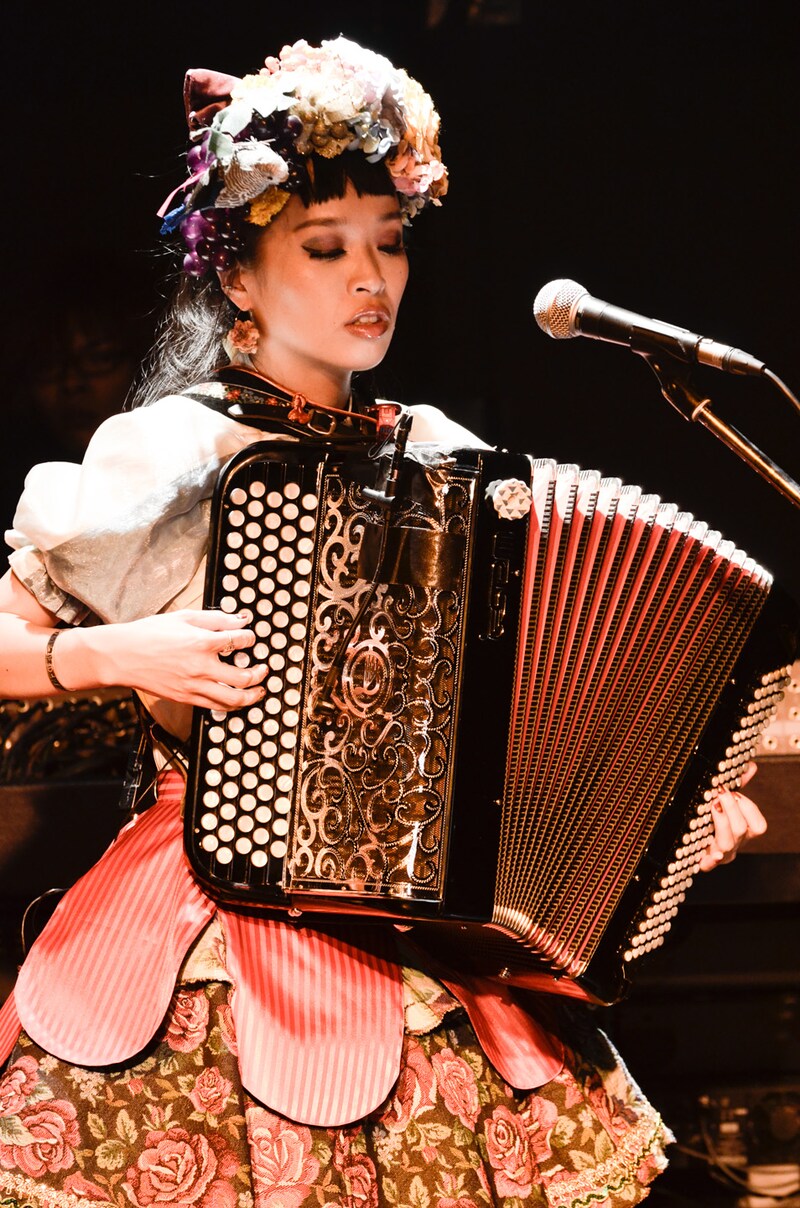 小春(Accordion) (Photo by Eisuke Asaoka)
