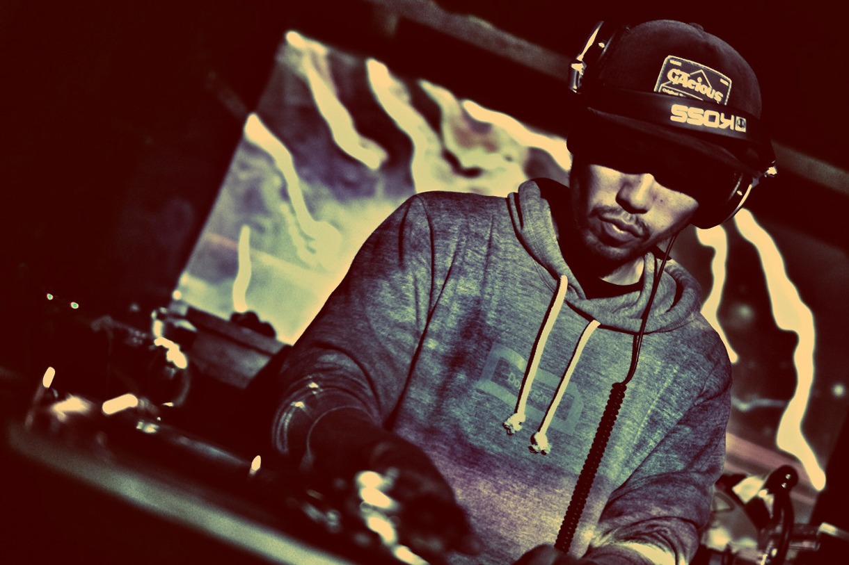 DJ KIYO