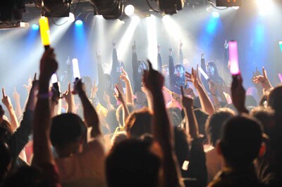 LinQ「LinQ ちかっぱ全国ツアー2013」名古屋公演の様子。