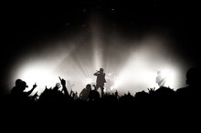 Crossfaith「APOCALYZE WORLD TOUR 2013 : JAPAN FINAL SERIES」東京・TSUTAYA O-EAST公演の様子。（Photo by kohi photography）