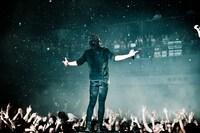 Crossfaith「APOCALYZE WORLD TOUR 2013 : JAPAN FINAL SERIES」東京・TSUTAYA O-EAST公演の様子。（Photo by kohi photography）