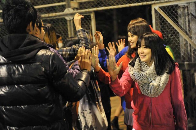 パッセンジャーを見送るPASSPO☆。