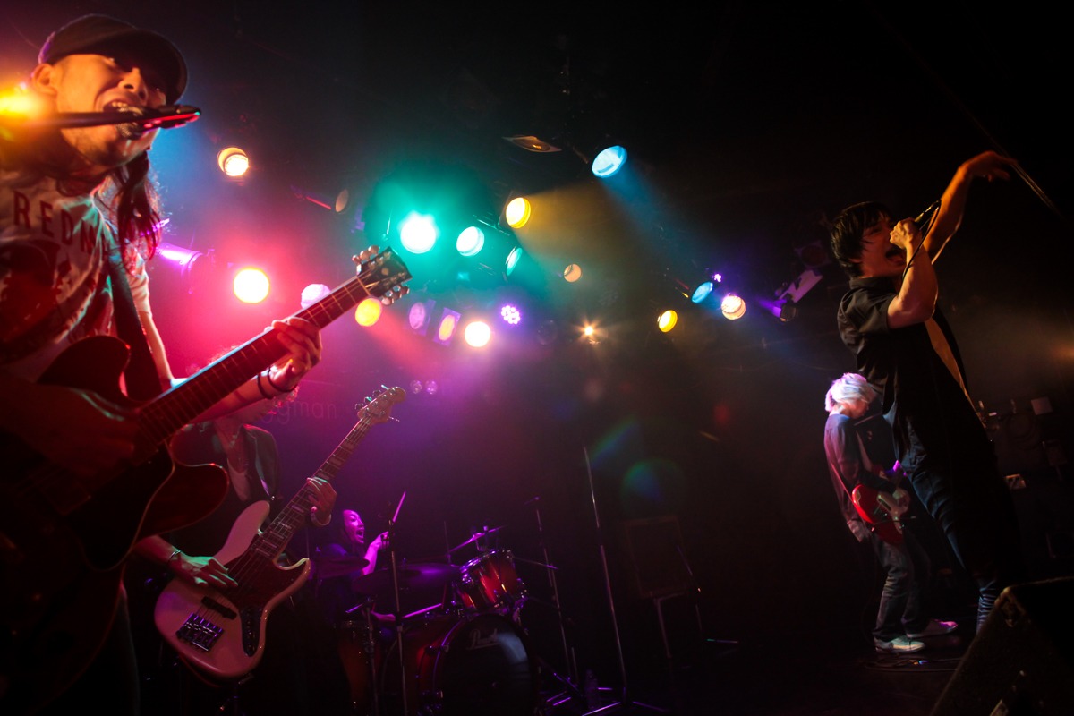 「『Challenge the GAME』Release Tour"DICE"」Shibuya eggman公演の様子。（撮影：西槇太一）