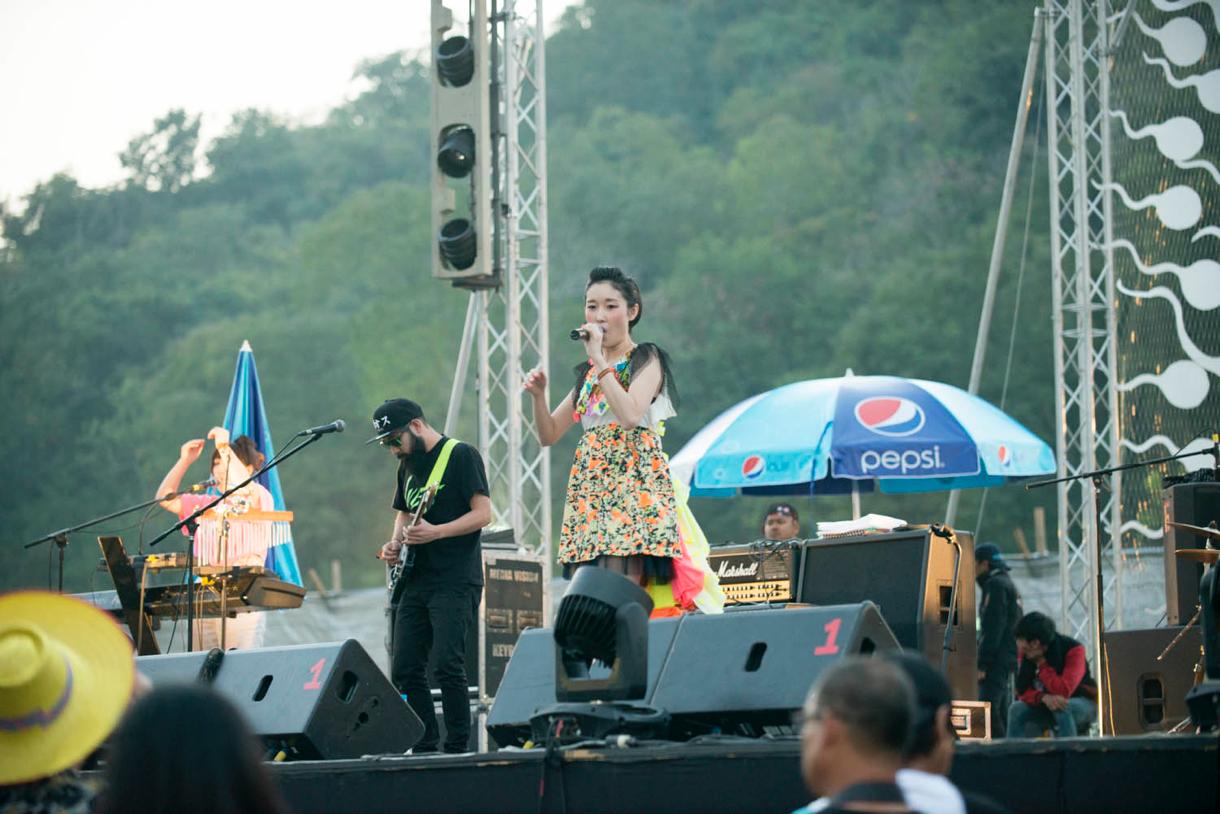 bomi「Big Mountain Music Festival 5」出演時の様子。（撮影：後藤武浩）