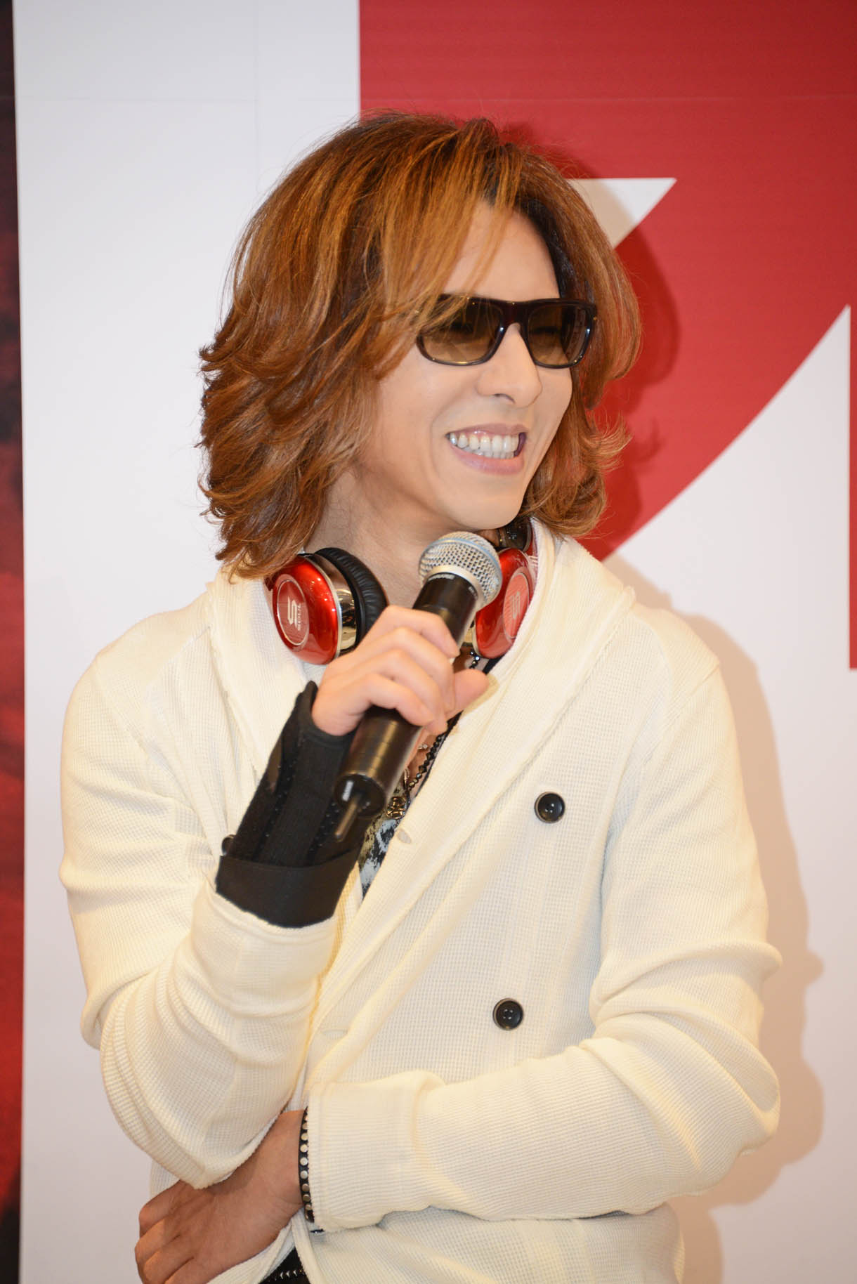 YOSHIKI