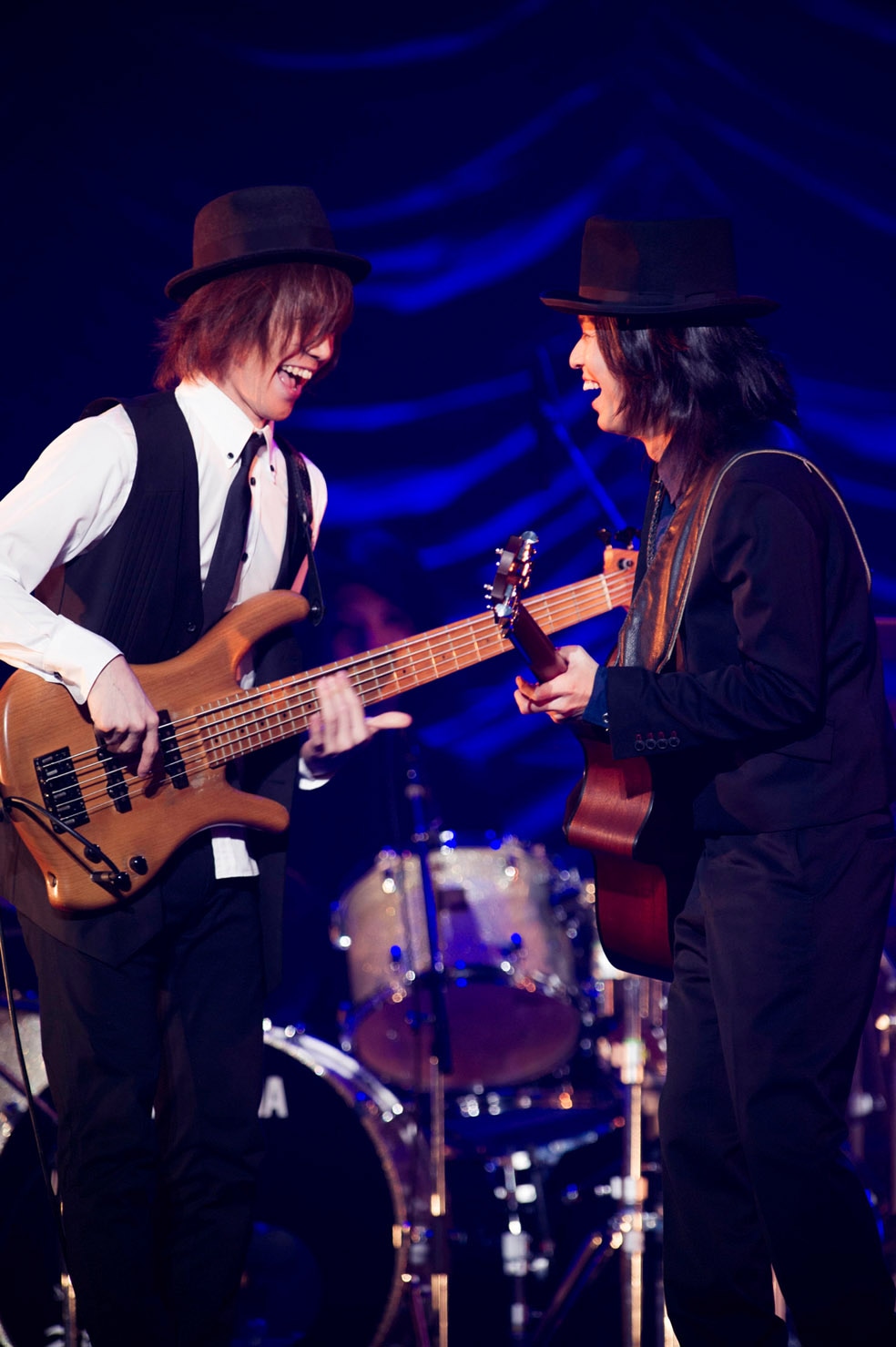 AKIHIDE「AKIHIDE Premium Night Show "Lapis Lazuli"」東京・Zepp Tokyo公演の様子。