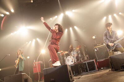 ドレスコーズ「More Pricks Than Kicks TOUR」東京・SHIBUYA-AX公演の様子。（撮影：松本時代）