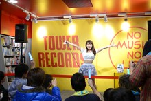 河野マリナ「First Touch」発売記念イベントの様子。