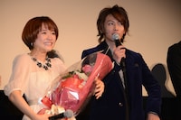 大原櫻子と佐藤健。