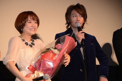 大原櫻子と佐藤健。