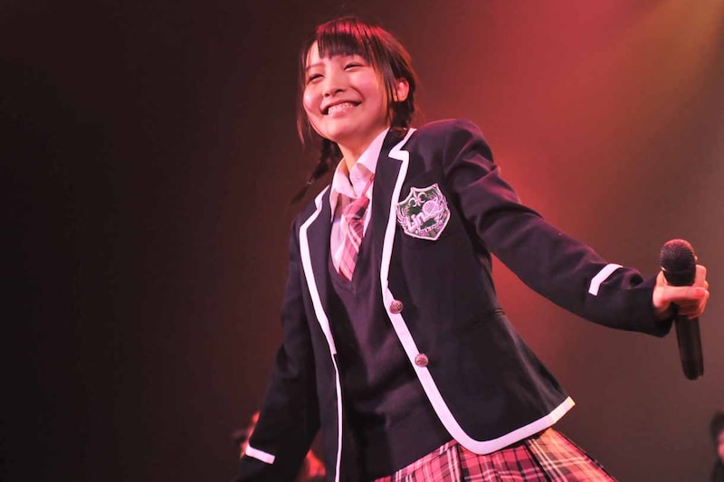 瑞稀もえ。写真は「LinQ ちかっぱ全国ツアー2013」最終公演の様子。