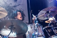 「MUSHIFEST 2013」闇STAGEの郁己（Dr）。