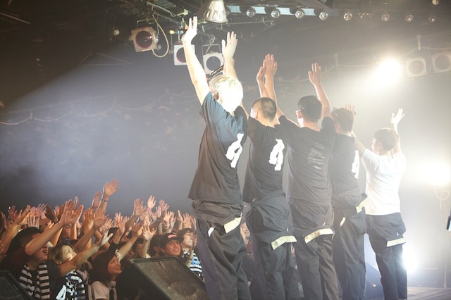 「RIP SLYME TOUR 2013 DANCE FLOOR MASSIVE IV」沖縄公演フィナーレの様子。