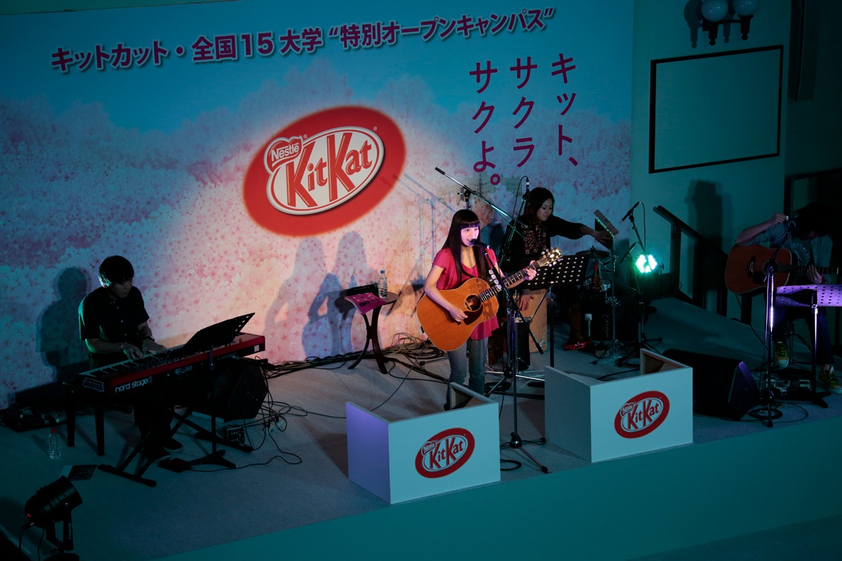 miwa「サクラサク“特別オープンキャンパス”」の様子。