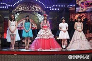 左から森保まどか、松井咲子、▽さゆり（▽はハート形）、生田絵梨花、脊山麻理子。 (c)フジテレビ
