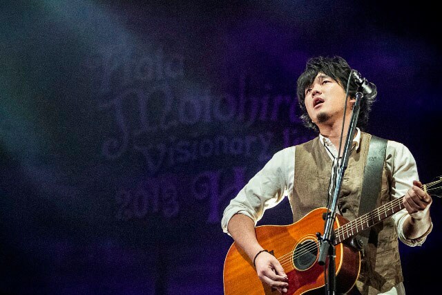 秦基博、島田大介の映像技術と融合したSPライブ地元で完結 - 音楽ナタリー