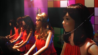 「LOVETOPIA（ラブトピア）」のワンシーン。