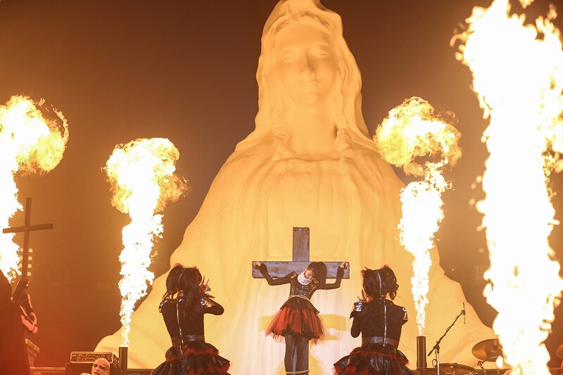 BABYMETAL「LEGEND "1997" SU-METAL聖誕祭」の様子。(Photo by Taku Fujii)