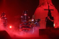 BABYMETAL「LEGEND "1997" SU-METAL聖誕祭」の様子。（Photo by Taku Fujii）