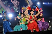 チームしゃちほこ「愛の地球祭り2013」の様子。