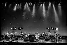 大橋トリオは「Christmas Special Live 2013」でひと足早いクリスマスを会場に届けた。