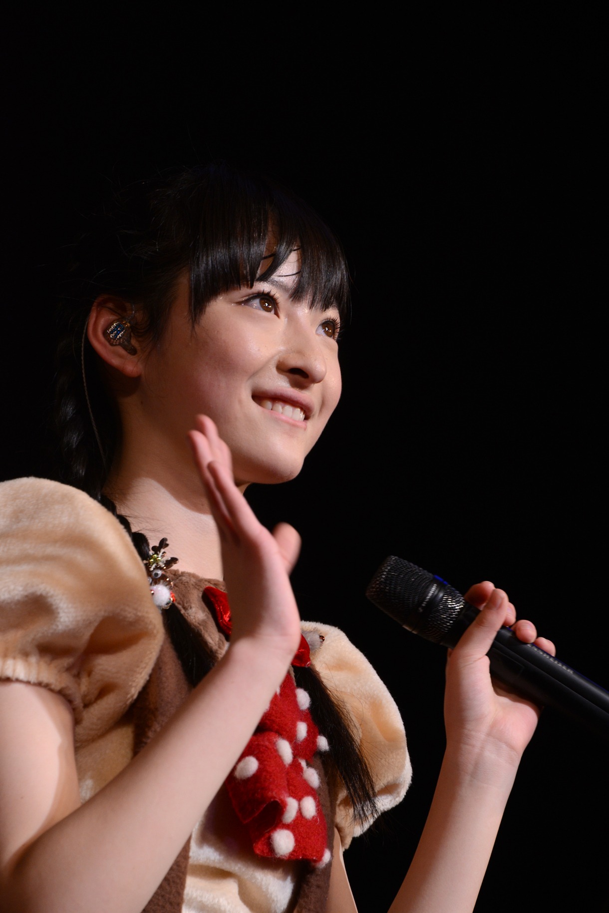 松野莉奈