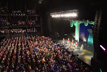 私立恵比寿中学「エビ中のパーティ!! Merry Christmasイェイ!!!」1日目の様子。