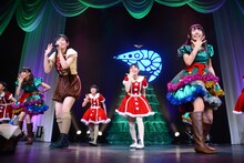 私立恵比寿中学「エビ中のパーティ!! Merry Christmasイェイ!!!」1日目の様子。