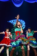 左から柏木ひなた、廣田あいか、安本彩花。