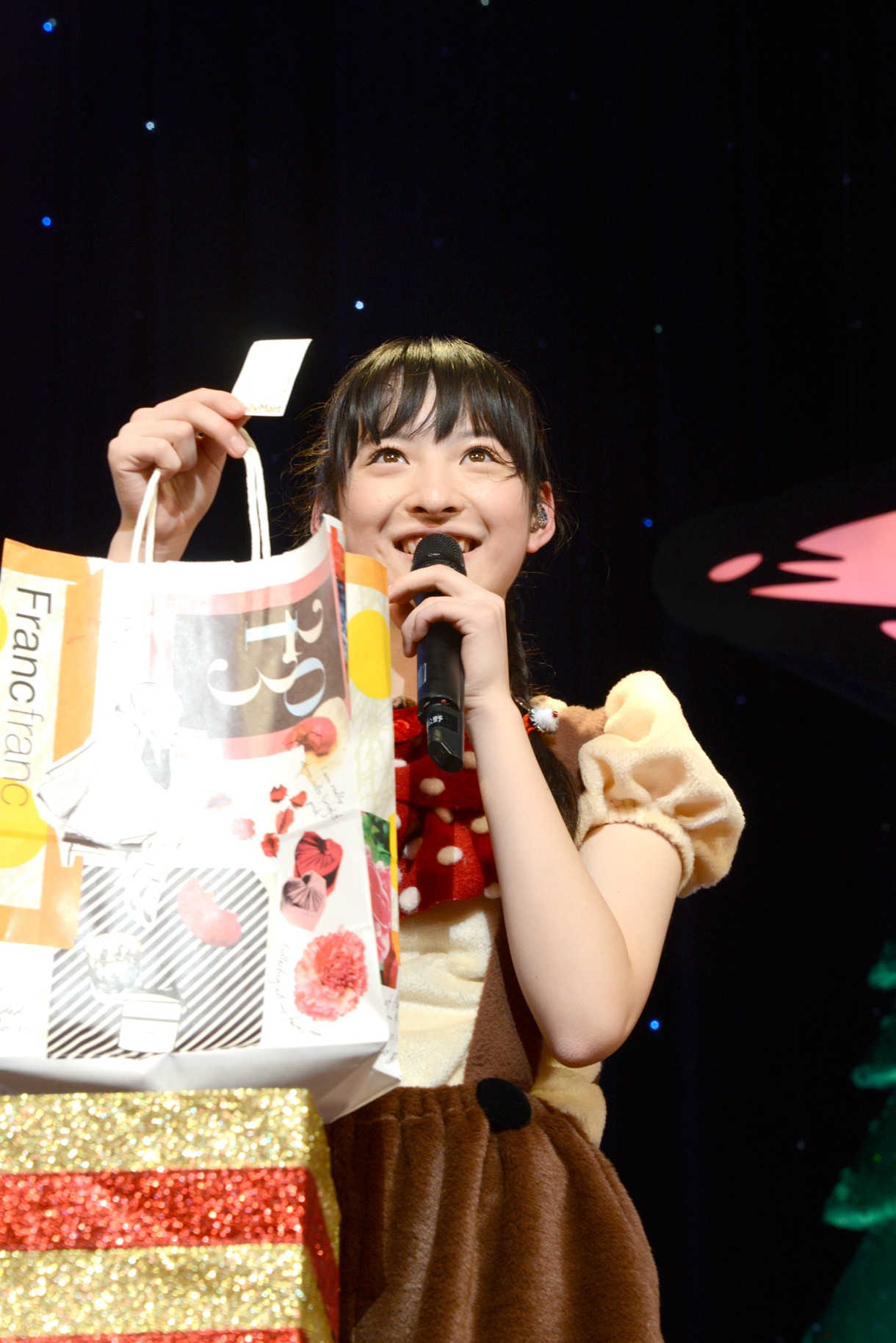 松野莉奈