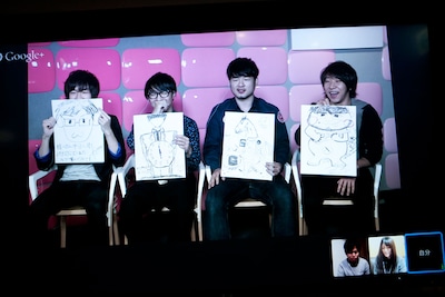 Hemenway「MUSIC FRIDAY on Google+ | YouTube」出演時の様子。