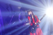 miwa。12月24日に東京・Zepp Tokyoで行われた「miwa -39live- "miwanissimo 2013"」の様子。