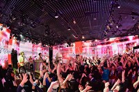 the telephones「SUPER DISCO Hits!!! "nico nico"」の様子。（撮影：古溪一道）