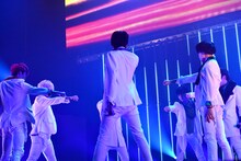 超特急の東京・Zepp DiverCity Tokyo公演の様子。