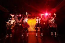 乙女新党「冬だ！2軍のウィンターカーニバル2013～乙女サンタがやってきた！～」の様子。