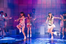 東京パフォーマンスドール「PLAY×LIVE『1×0』」の様子。 （撮影：桜井隆幸）