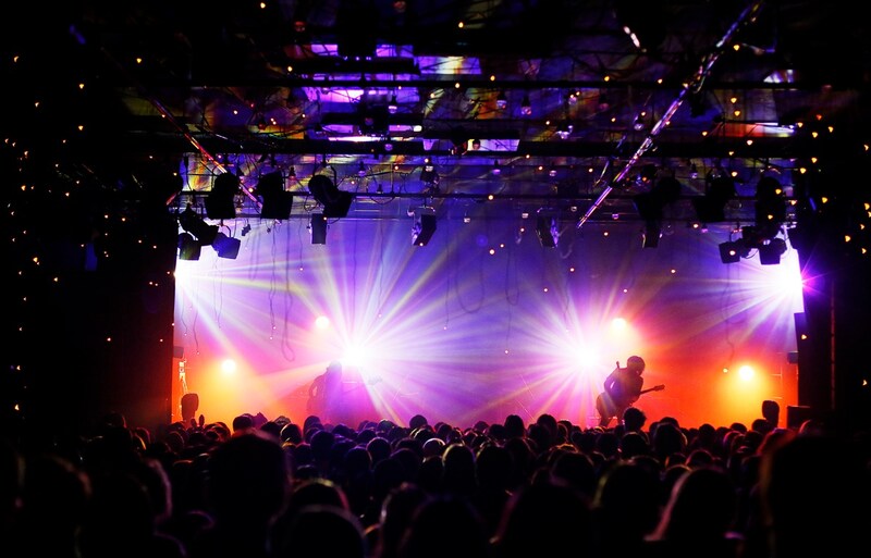 geek sleep sheep「confusion bedroom vol.2」の様子。（撮影：岡田貴之）