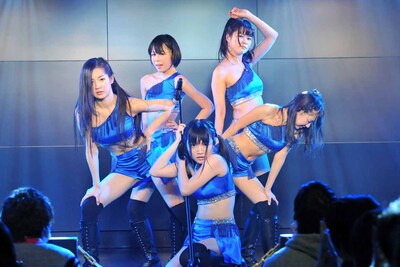 LinQ「この5人が秋葉原で何ができるか？」公演の様子。