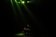 「December's Calling」小谷美紗子のライブの様子。（撮影：河本悠貴）