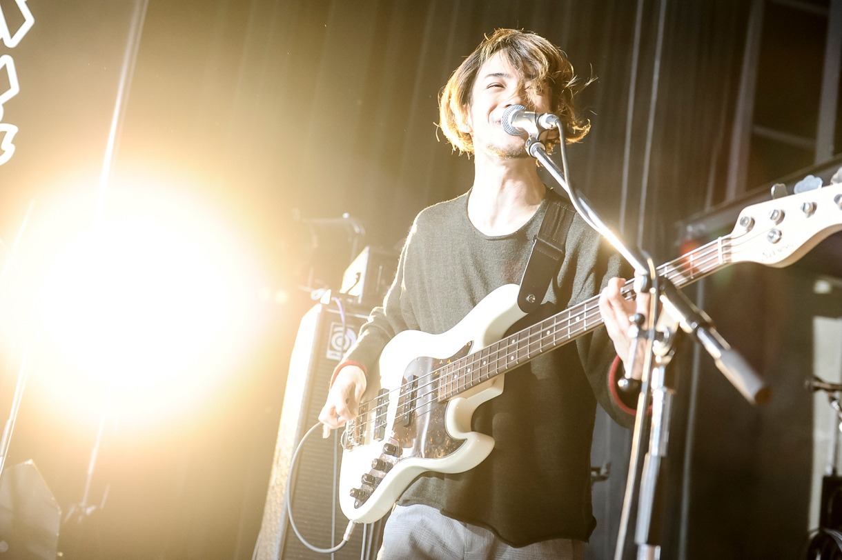 ゲストアクトとして出演したフレデリック。