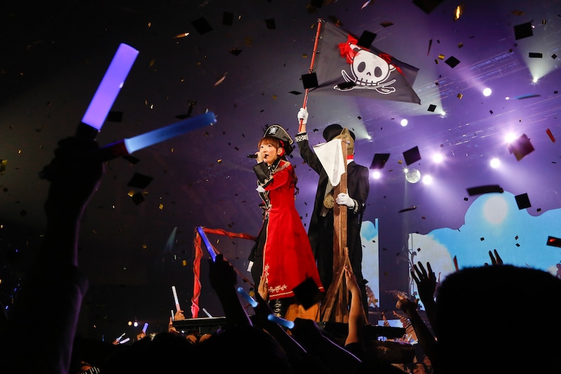 堀江由衣「堀江由衣をめぐる冒険IV ~パイレーツ・オブ・ユイ 3013~」より。