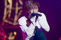 SPYAIRのライブの様子。