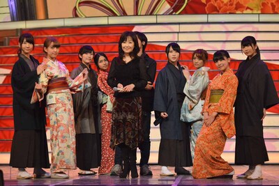 AKB48＆伍代夏子のリハーサルの様子。