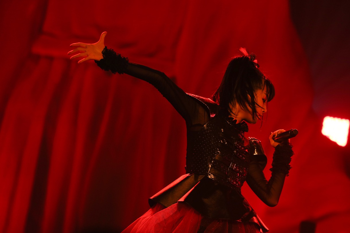 SU-METAL　撮影：Taku Fujii