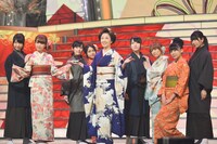 伍代夏子とAKB48。