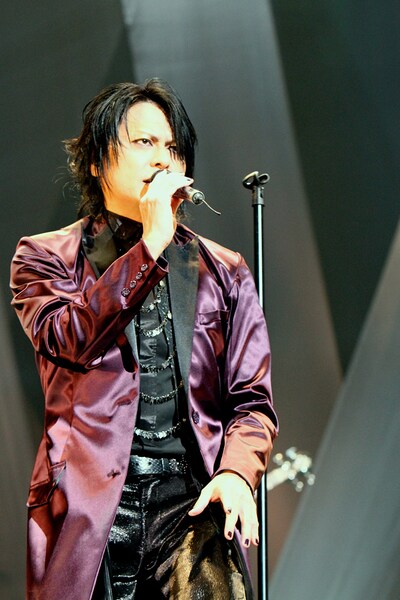 BUCK-TICK「THE DAY IN QUESTION 2013」の様子（撮影：森久）。