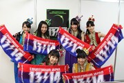 「COUNTDOWN JAPAN 13/14」のバックステージでのチームしゃちほこ。
