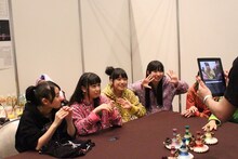 チームしゃちほこのUstream番組「しゃちほこTV」配信の様子。