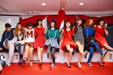 NegiccoとEspeciaによる「圧倒的なスタイル」のラインダンス。