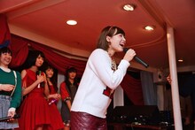 2014年の抱負を語るEspecia脇田もなり。